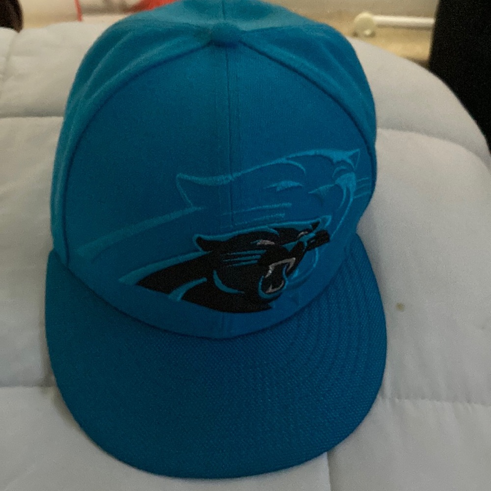 Mens New Era Fitted 7 and half, Carolina Panthers Hat